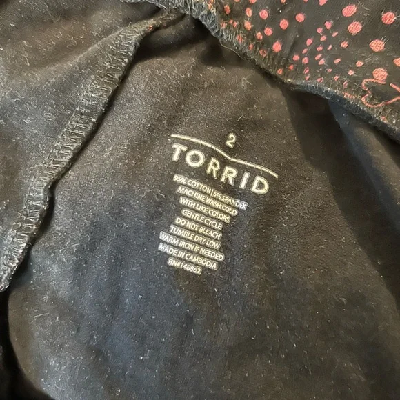 Torrid Black and Pink Heart Print Dress - Picture 2 of 2